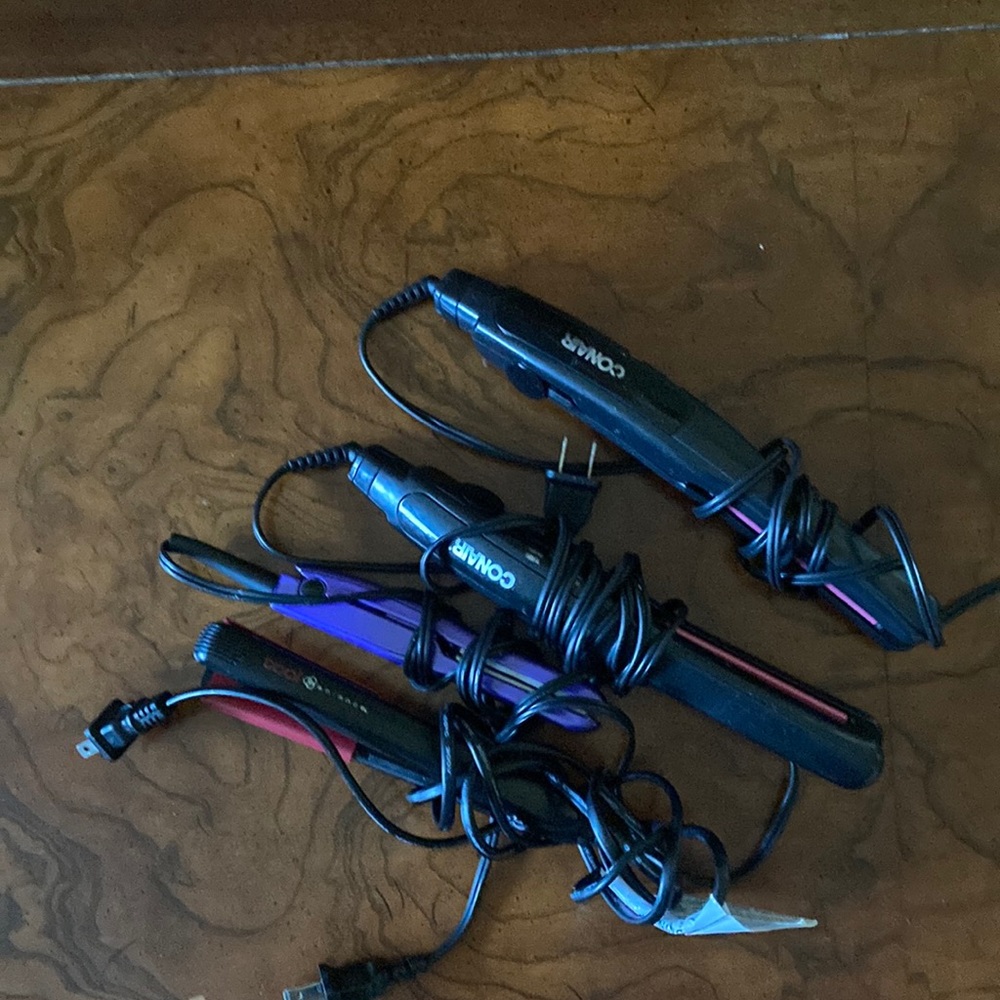 Flat irons for hair straightening (4 irons), 2 mini and 2 medium sized Clairol